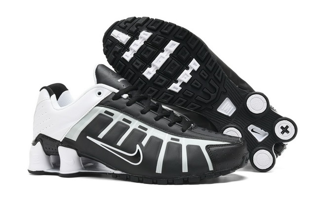 Nike Shox NZ 18